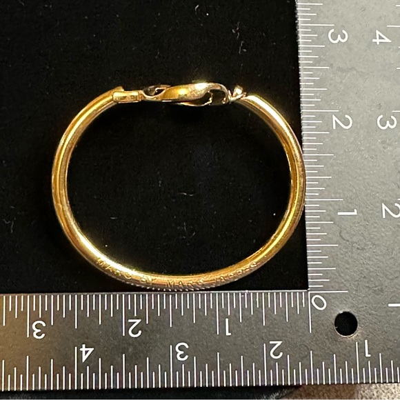 Marc By Marc Jacobs - Link to Katie Hinged Bracelet,EUC, Gold toned - Picture 6 of 7